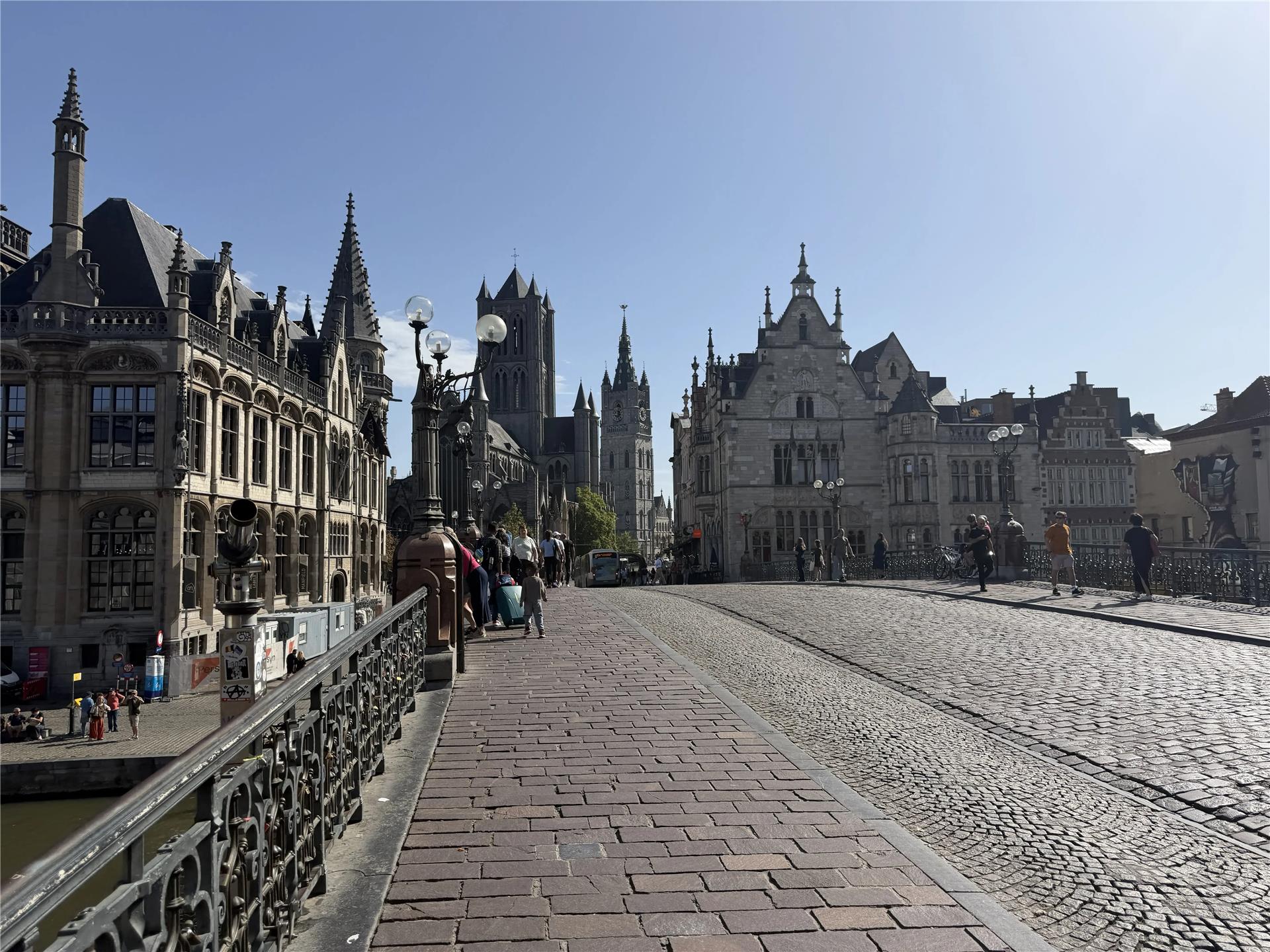 Bridge over The Leie